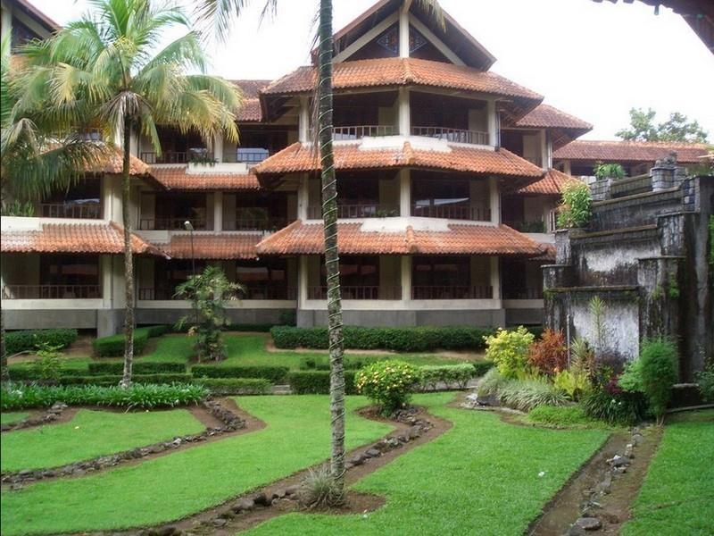 Hotel Pusako Bukittinggi Extérieur photo